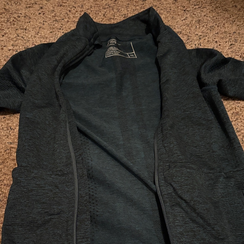 Figs Green contour jacket xs